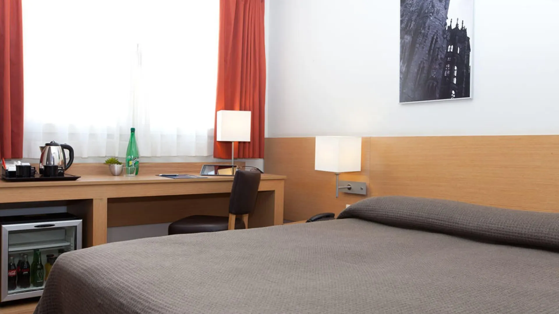 Hotel Sagrada Familia Barcelona 3*,